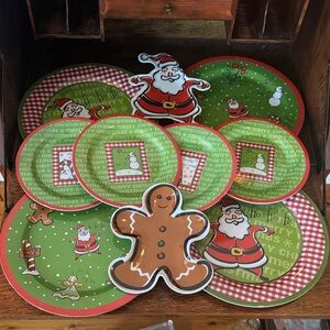 10 PC Melamine Festive Christmas Plate Set with Santa, GingerbreadMan & SnowMan